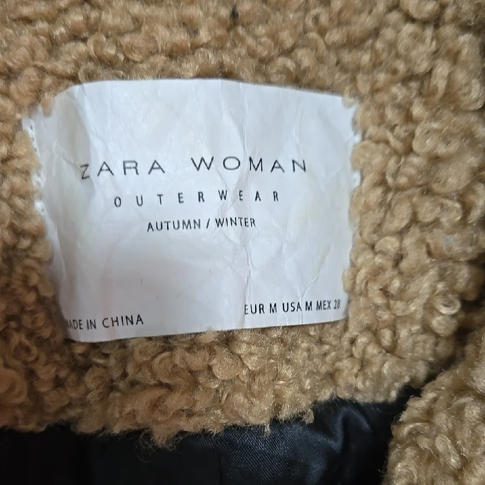 Zara Women's Tan Double-Breasted Teddy Coat Size M-L - Picture 2 of 13